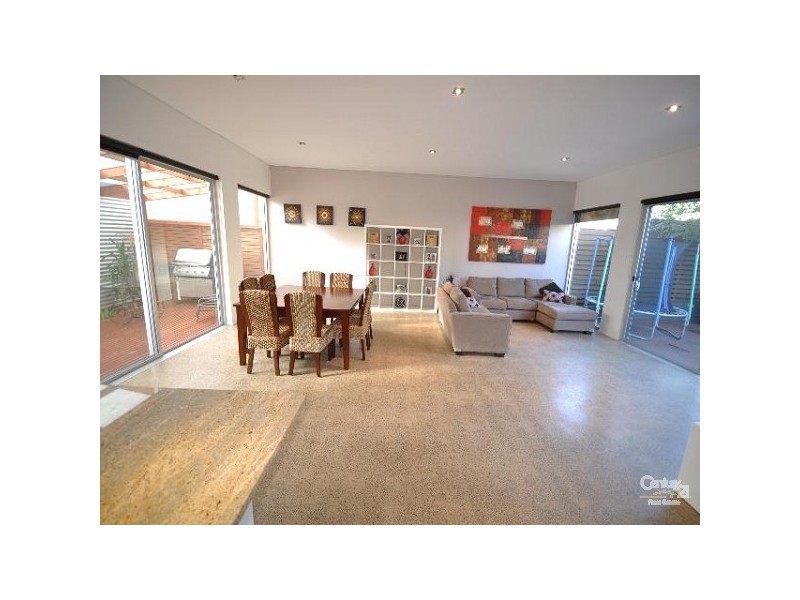 2B Barton Avenue, Kingston Park SA 5049