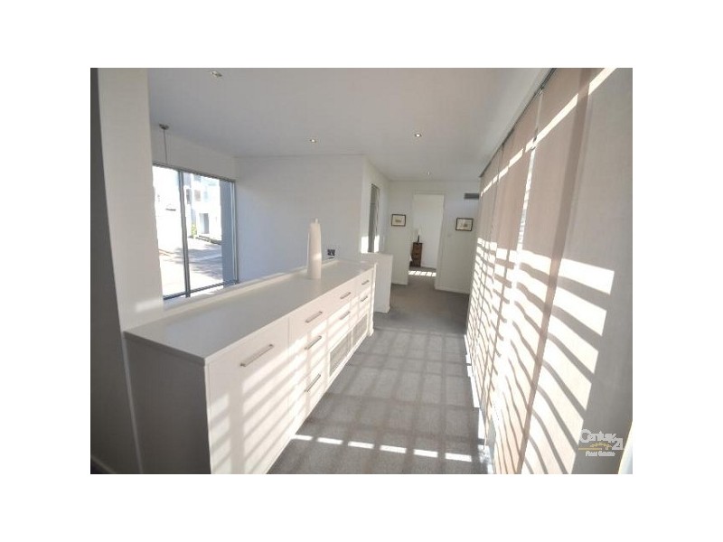 2B Barton Avenue, Kingston Park SA 5049