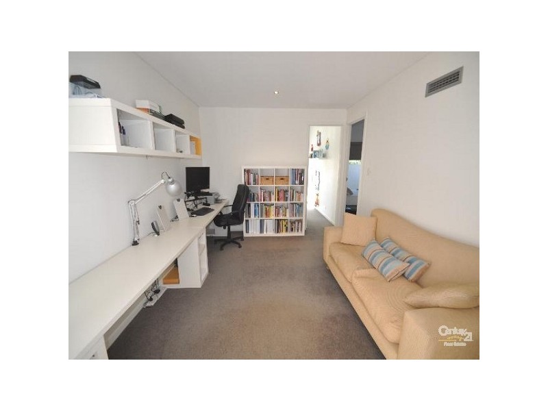 2B Barton Avenue, Kingston Park SA 5049