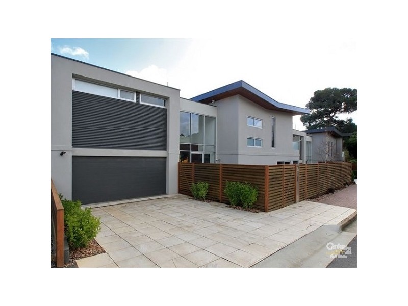 2B Barton Avenue, Kingston Park SA 5049