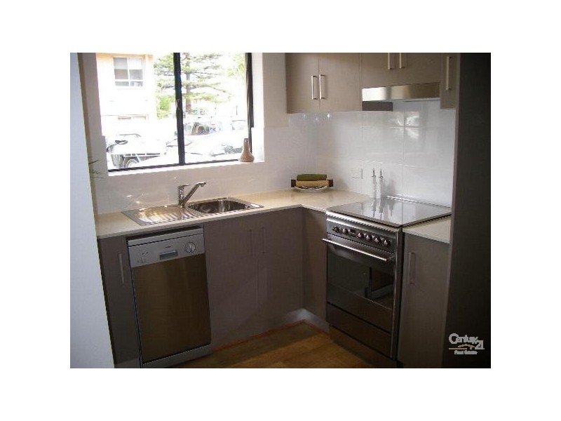 12 / 18 Broadway, Glenelg South SA 5045