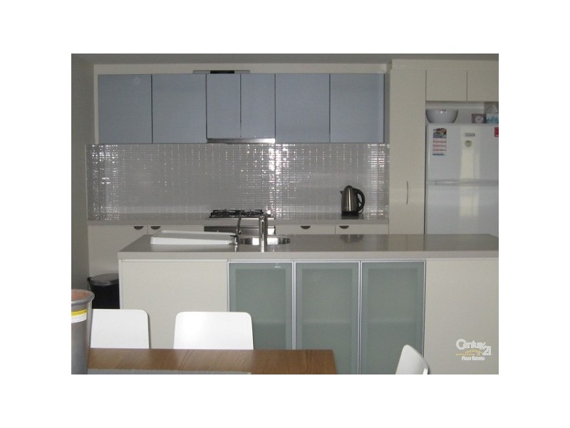 504 / 19 Holdfast Promenade, Glenelg SA 5045