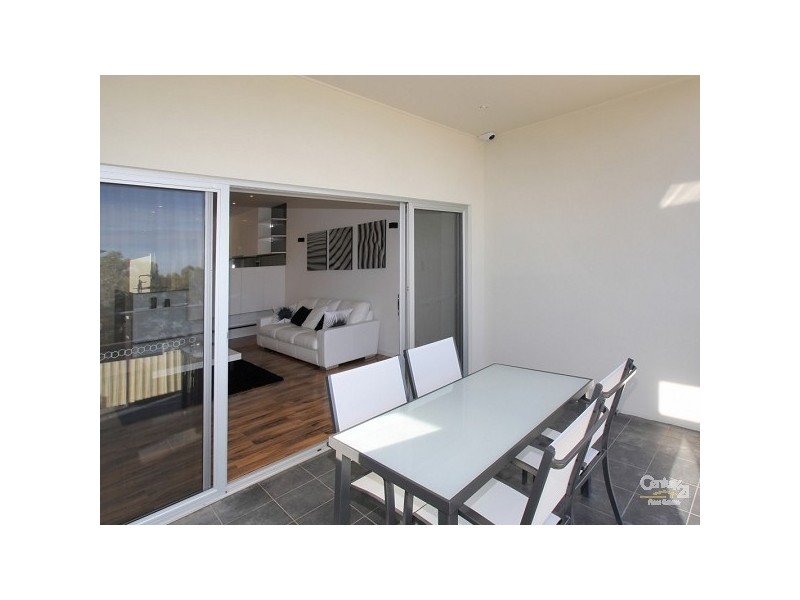 4 / 11 Burnham Road, Kingston Park SA 5049
