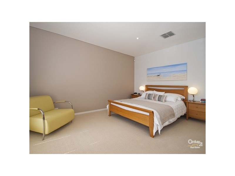 38A High Street, Glenelg SA 5045