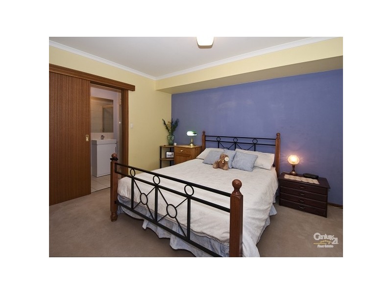 4/35A South Esplanade  Cnr Broadway, Glenelg South SA 5045