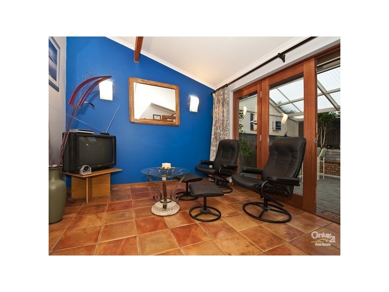 4/35A South Esplanade  Cnr Broadway, Glenelg South SA 5045