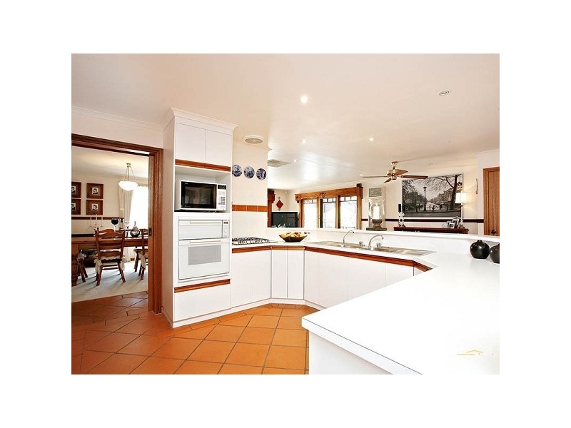 14 Sandy Glass Court, Sheidow Park SA 5158