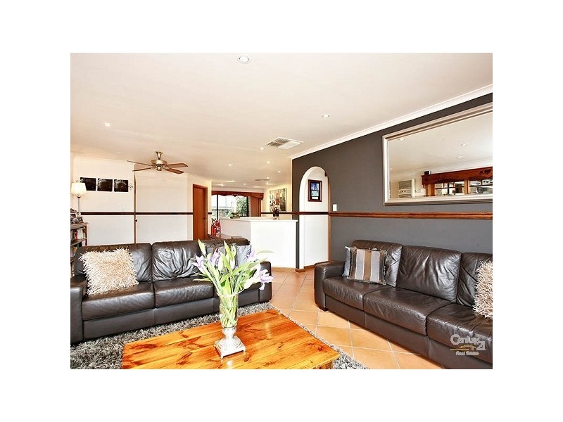 14 Sandy Glass Court, Sheidow Park SA 5158