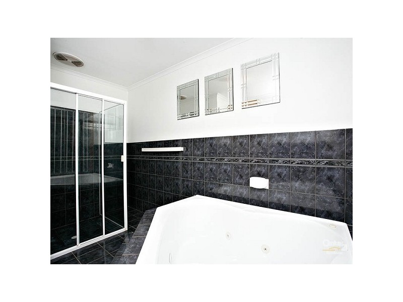 14 Sandy Glass Court, Sheidow Park SA 5158