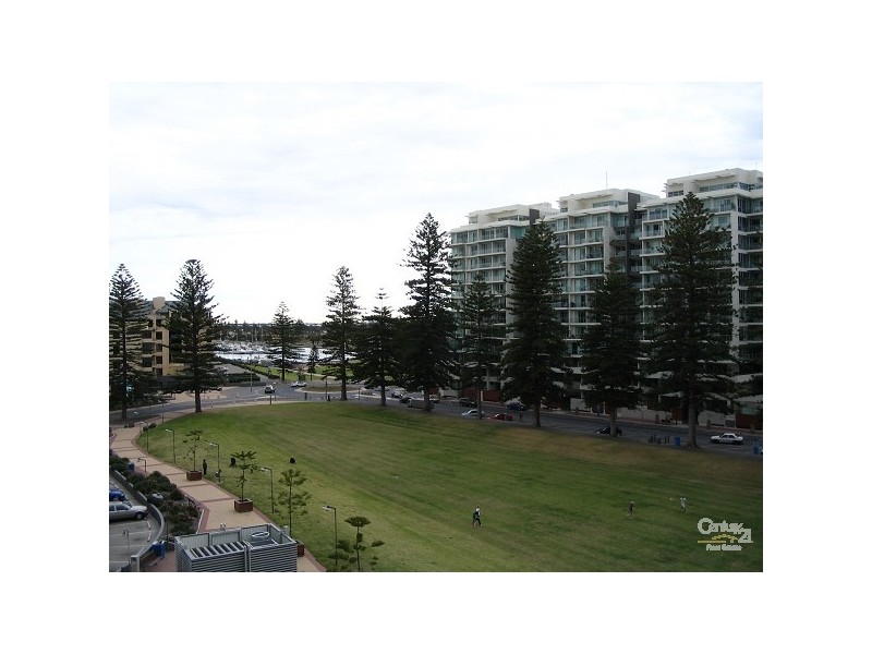 505 / 19 HOLDFAST PROMENADE, Glenelg SA 5045