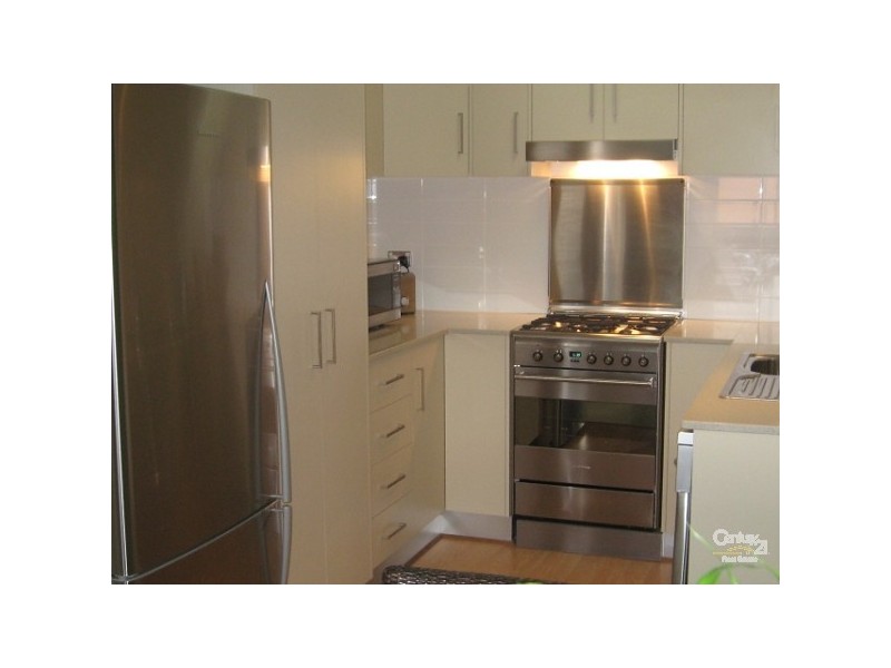 23 / 18 BROADWAY, Glenelg South SA 5045