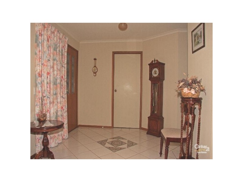 8 Martine Court, Novar Gardens SA 5040