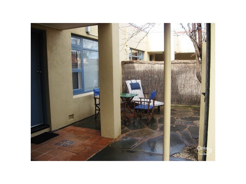 2/13 Whyte Street, Somerton Park SA 5044