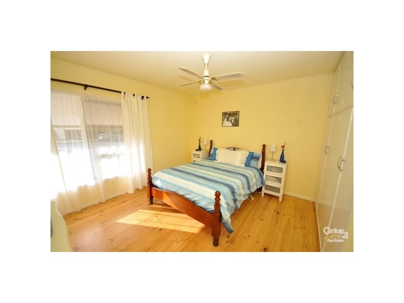 39 St Andrews Cres, Novar Gardens SA 5040