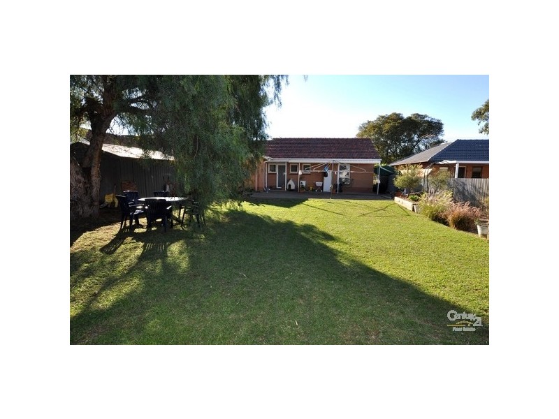 39 St Andrews Cres, Novar Gardens SA 5040