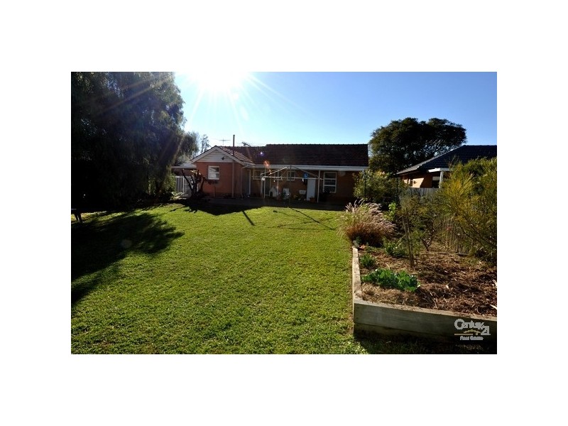 39 St Andrews Cres, Novar Gardens SA 5040