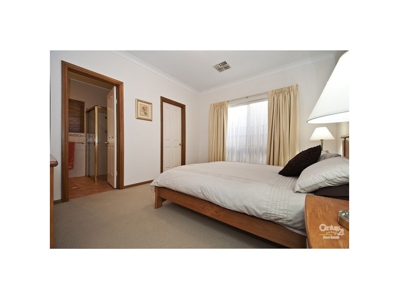 27 Gladstone Road, North Brighton SA 5048