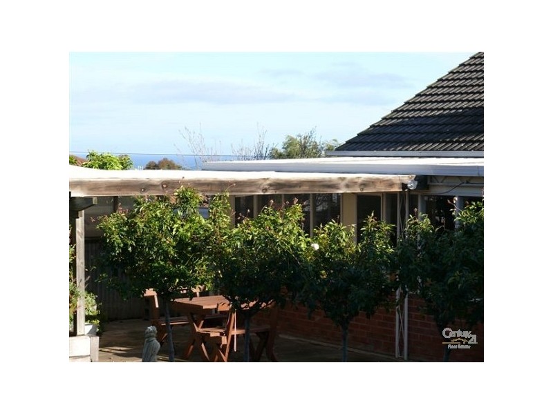 11 COOLINGA ROAD, Marino SA 5049