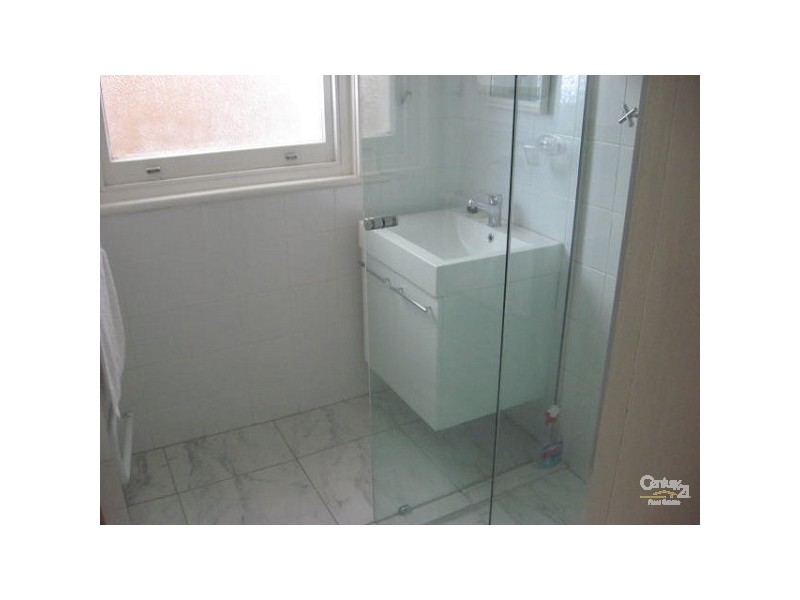 1 / 18A SOUTH ESPLANADE, Glenelg SA 5045