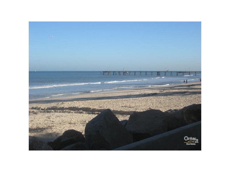1 / 18A SOUTH ESPLANADE, Glenelg SA 5045