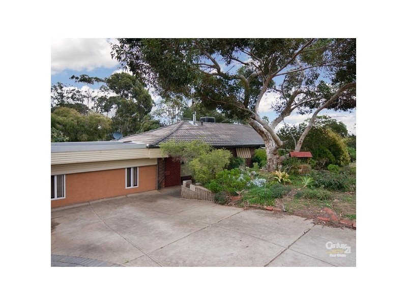 26 JAMES ROAD, Happy Valley SA 5159
