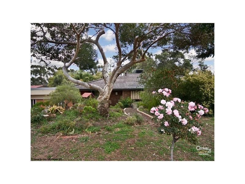 26 JAMES ROAD, Happy Valley SA 5159