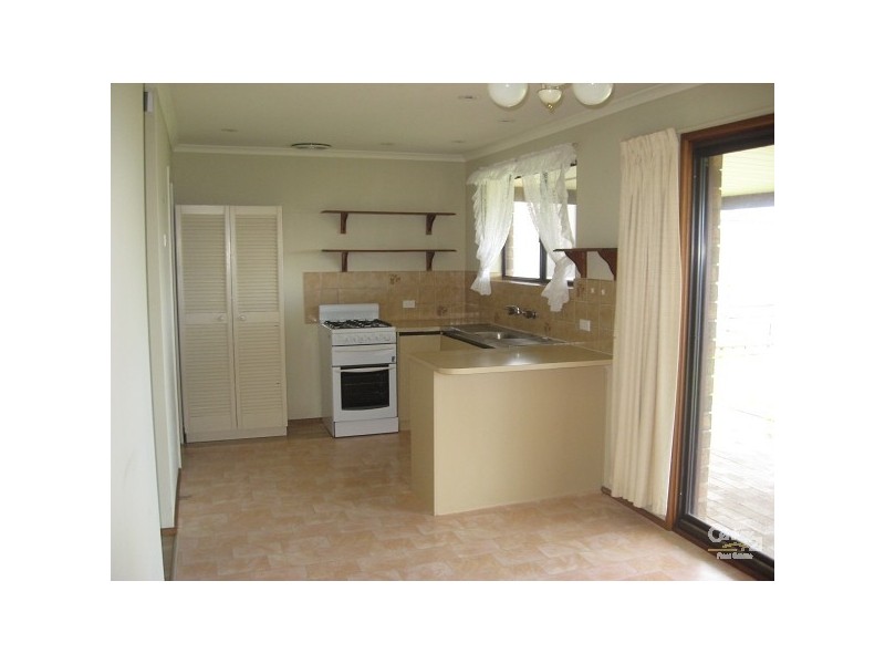 9 ELMEADE DRIVE, Hallett Cove SA 5158