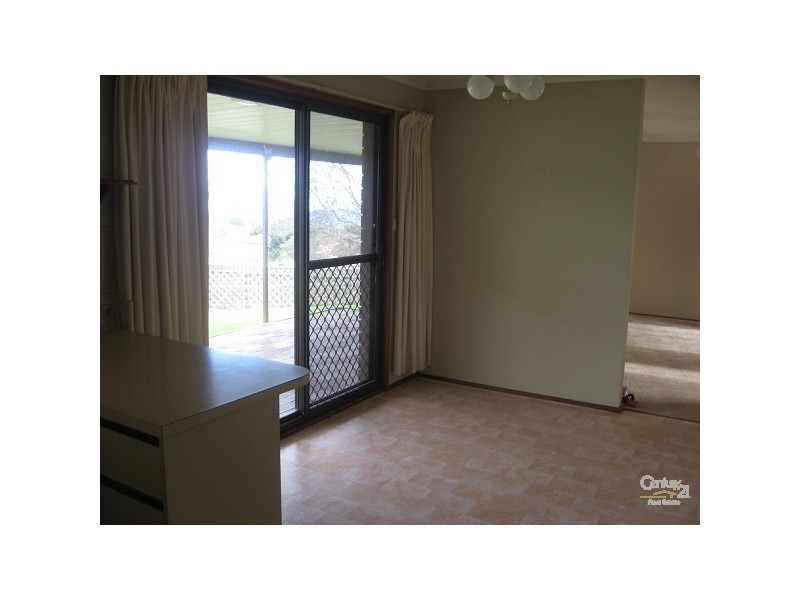 9 ELMEADE DRIVE, Hallett Cove SA 5158