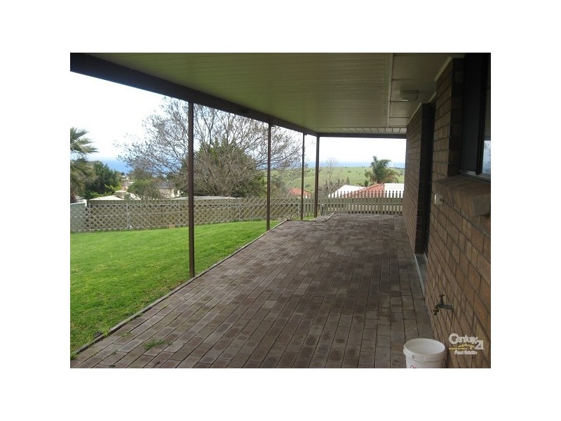 9 ELMEADE DRIVE, Hallett Cove SA 5158