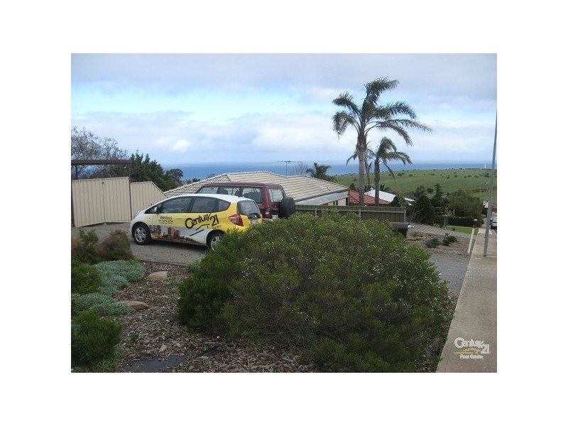 9 ELMEADE DRIVE, Hallett Cove SA 5158