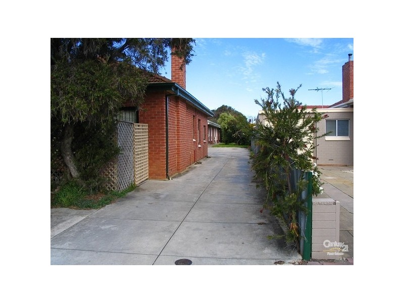 4 /8 BURDEN BURDEN STREET, Glenelg North SA 5045