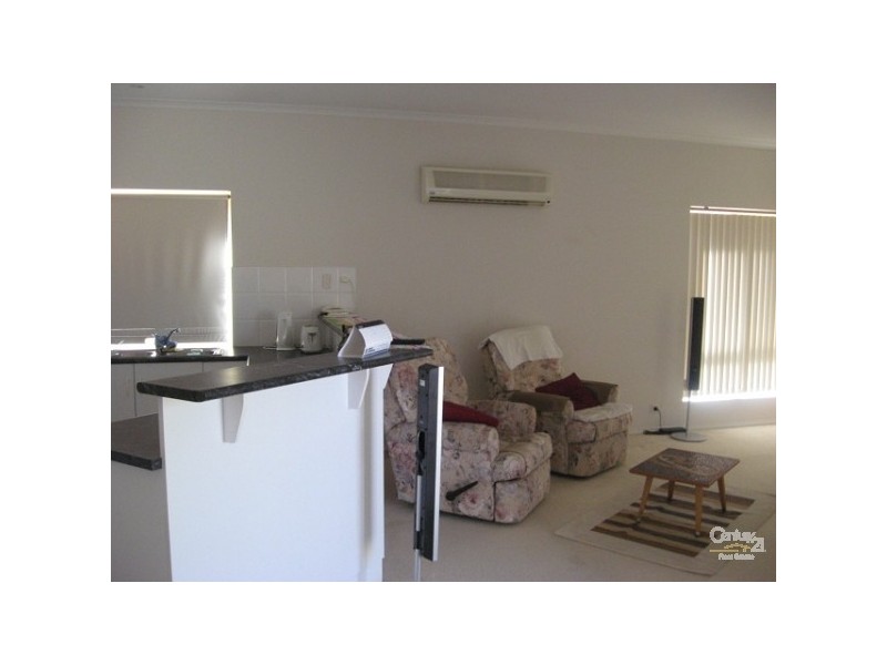 6 SYME AVENUE, Seacombe Gardens SA 5047