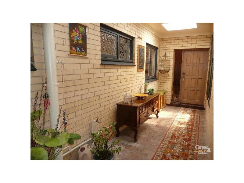 16 Victoria Parade, Darlington SA 5047