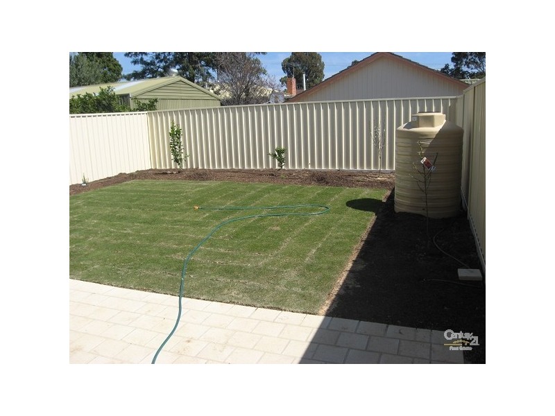 4 MOONYA CRESCENT, Seacombe Gardens SA 5047