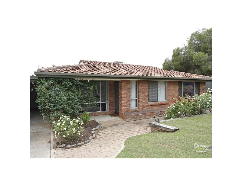 25 Fraser Avenue, Happy Valley SA 5159