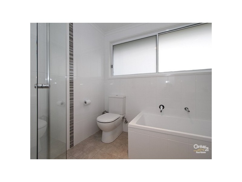 25 Fraser Avenue, Happy Valley SA 5159