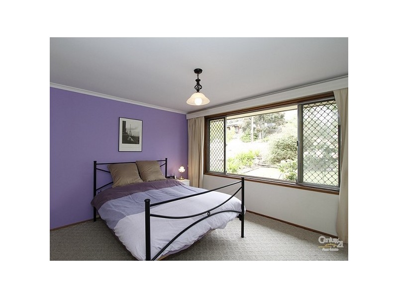 25 Fraser Avenue, Happy Valley SA 5159