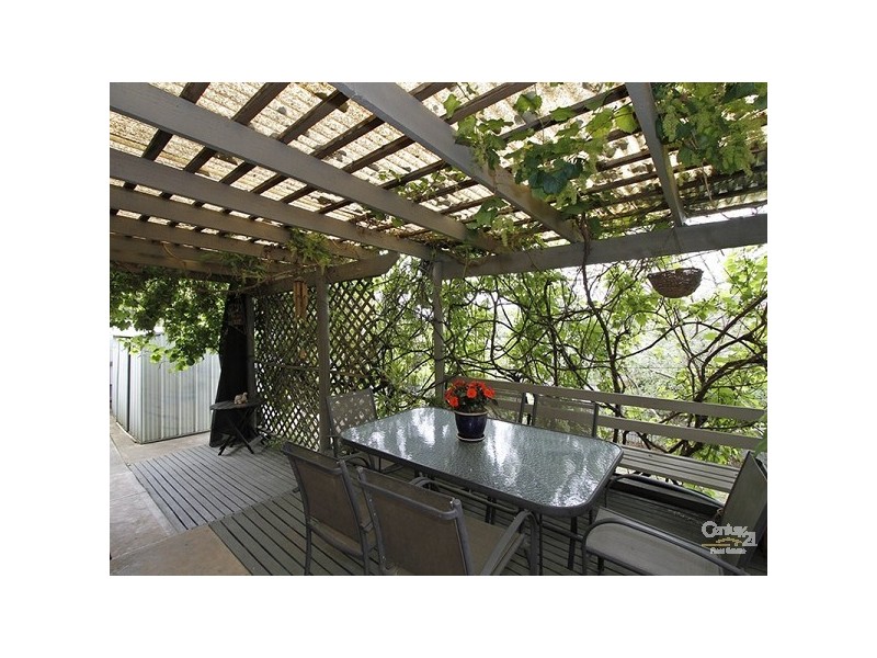 25 Fraser Avenue, Happy Valley SA 5159