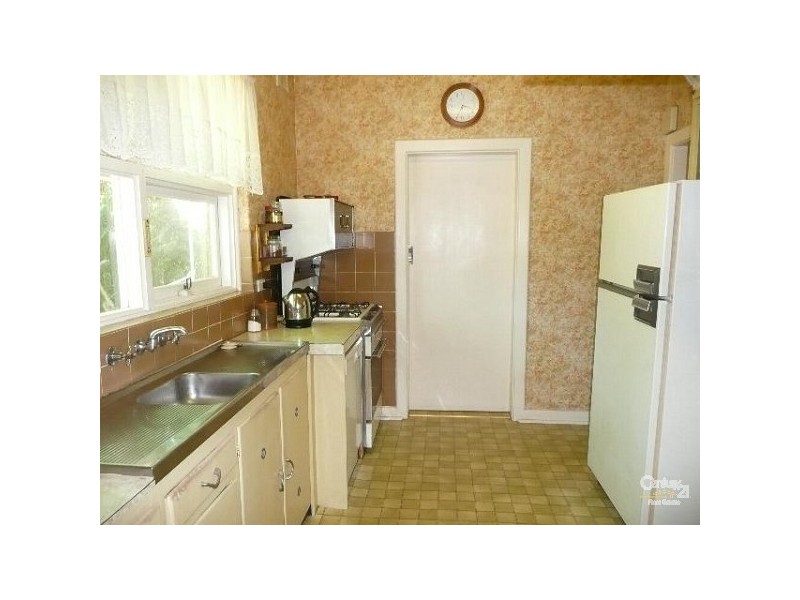 10 Glenwood Drive, Bellevue Heights SA 5050
