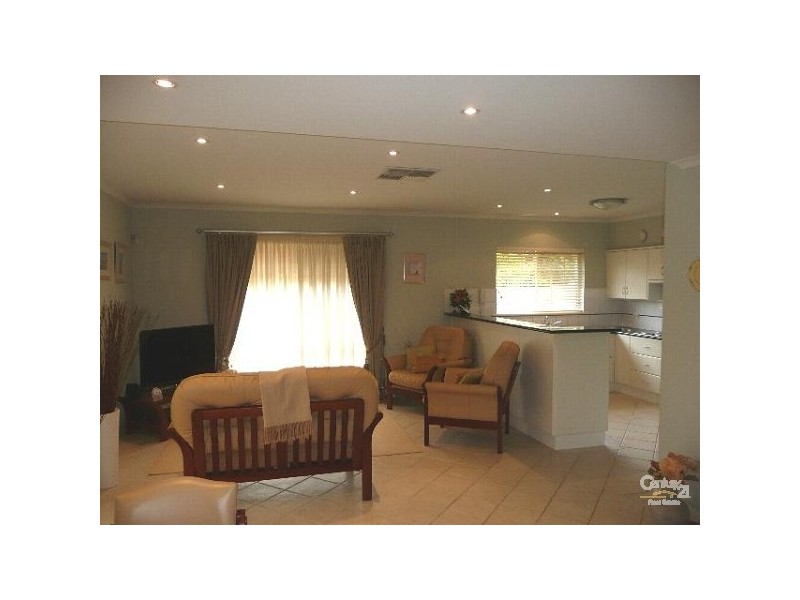 2 Mayfair Avenue, Somerton Park SA 5044