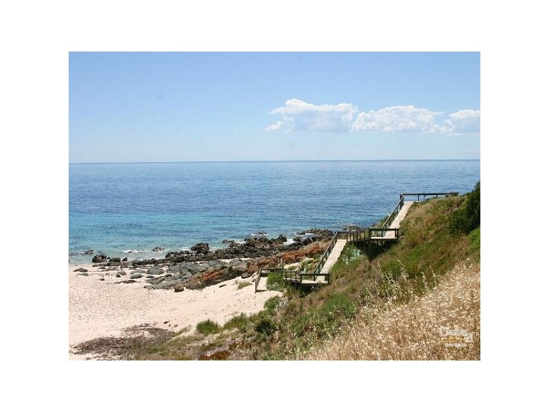6 Surf Avenue, Carrickalinga SA 5204