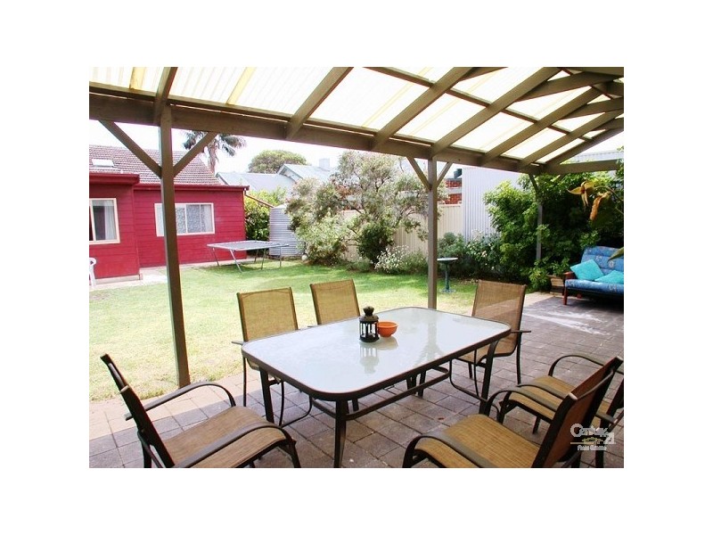 6 Light Terrace, Glenelg North SA 5045