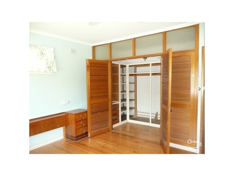 10 Newbury Street, Fulham SA 5024