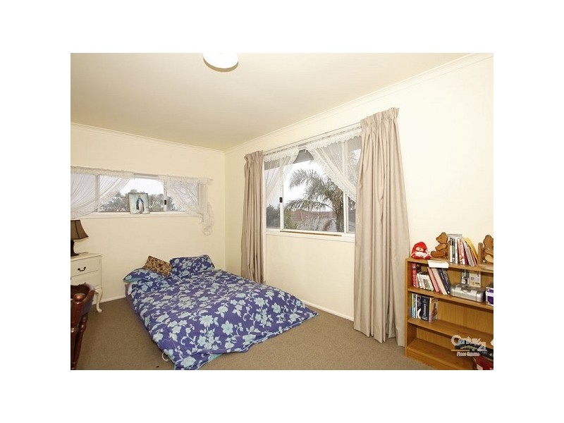 39 Angas Crescent, Marino SA 5049