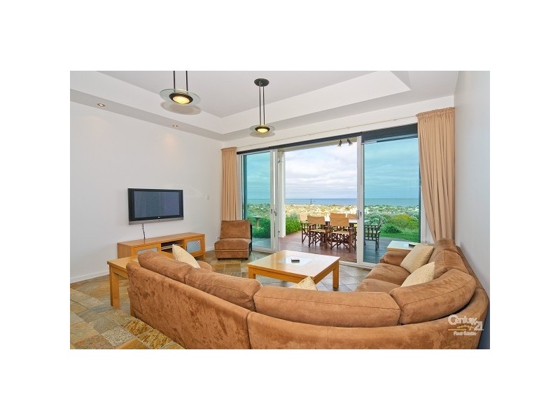 1/17 Seaview Road, West Beach SA 5024