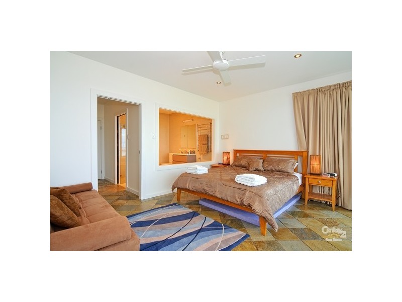 1/17 Seaview Road, West Beach SA 5024