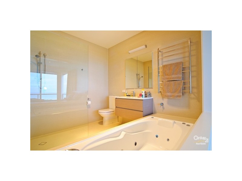 1/17 Seaview Road, West Beach SA 5024