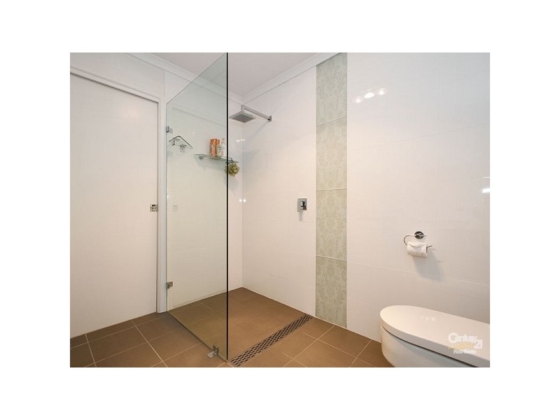 33 Doulton Drive, Trott Park SA 5158