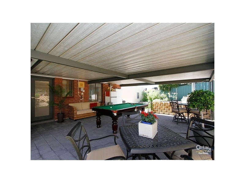 33 Doulton Drive, Trott Park SA 5158