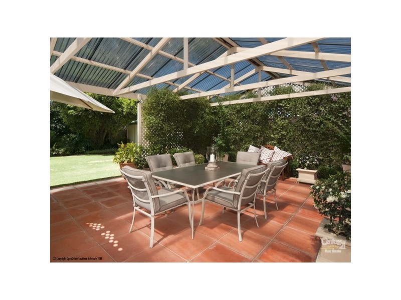 2 Gowrie Avenue, Glengowrie SA 5044